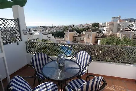 Apartment Amplio Apartamento Con Piscina Cerca De La Playa Nerja Spain